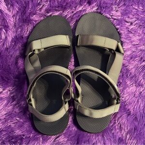 VS PINK Olive Green Sandals